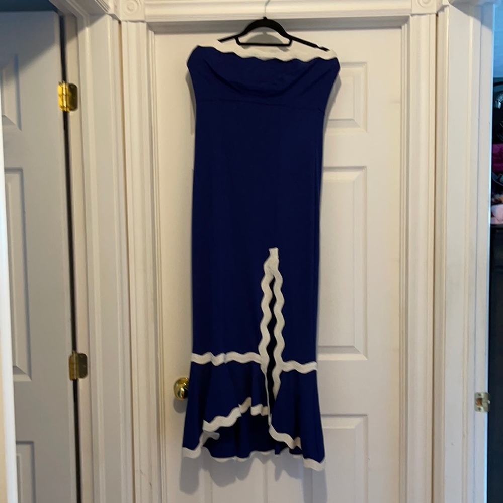 Venus strapless gown size 12 new